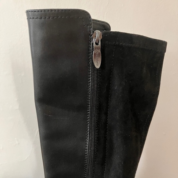 NWOT AquaDiva Vegan Leather Winter Boots - Picture 7 of 9